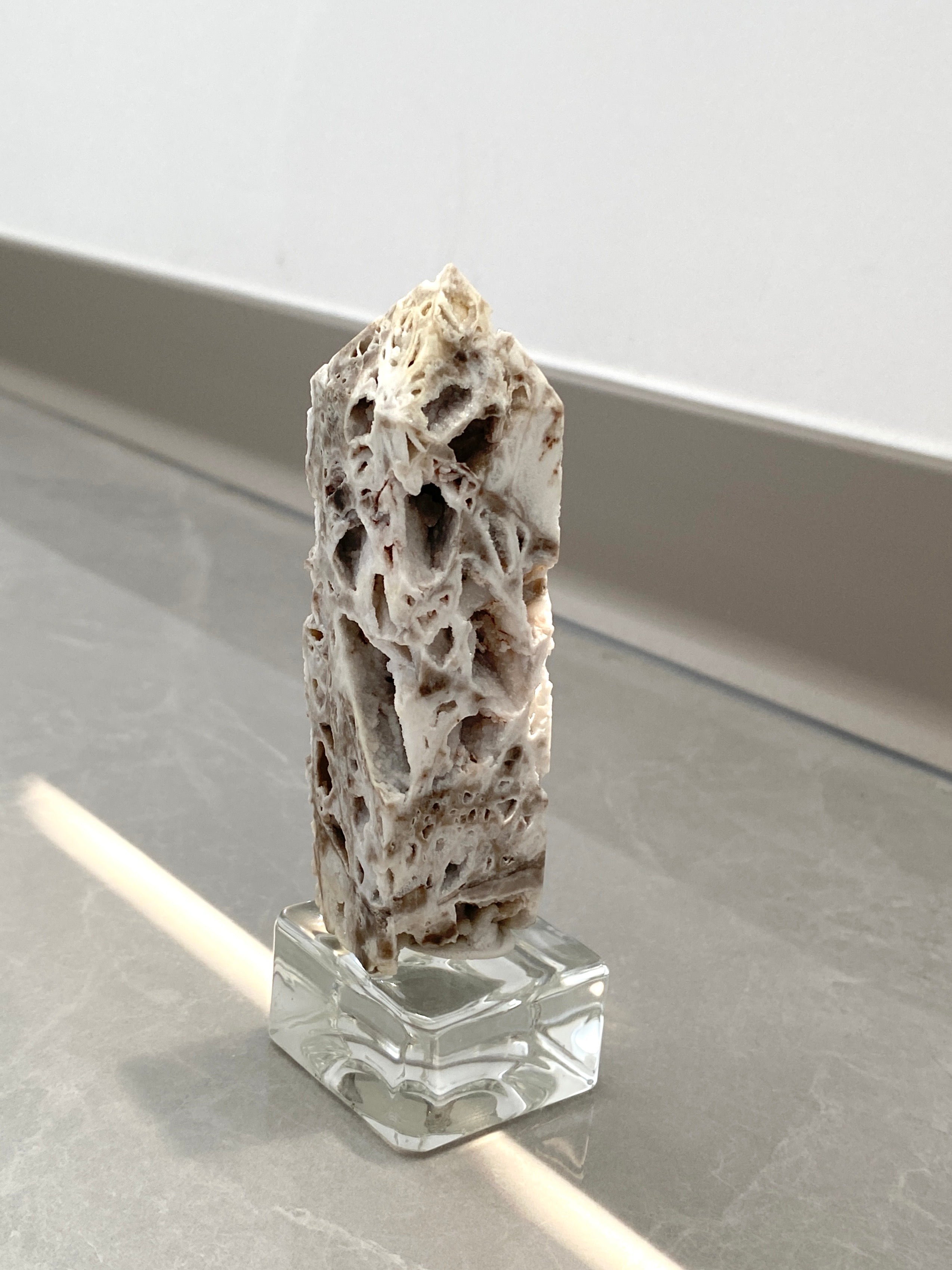 閃鋅礦水晶柱|白色結晶體|穩定能量場  • 空間淨化  • 療癒身心的能量之柱